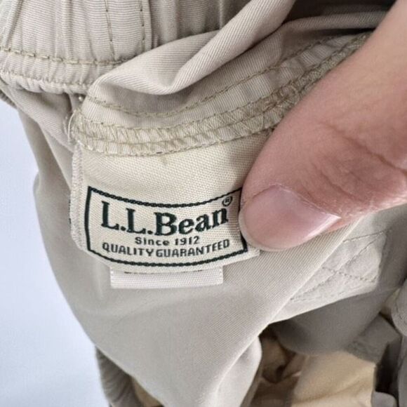 LL Bean Men’s Tan Nylon Pull On Hiking Outdoor Safari Shorts‎ Size Medium - Picture 3 of 11